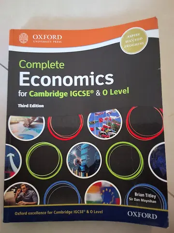 Complete Economics for Cambridge IGCSE & O Level (Third Edition) - Oxford