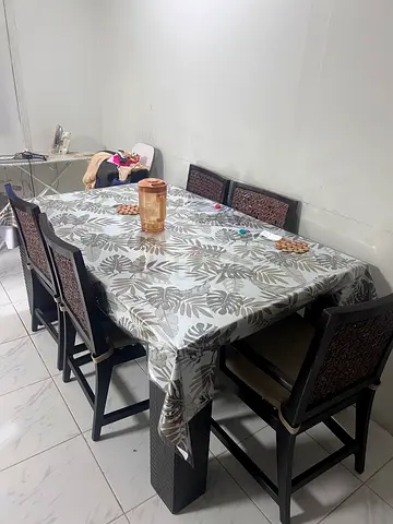 Dining table with 6 chairs