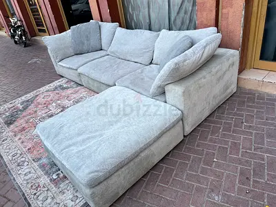 Pan Emirates feather filled Without footstool