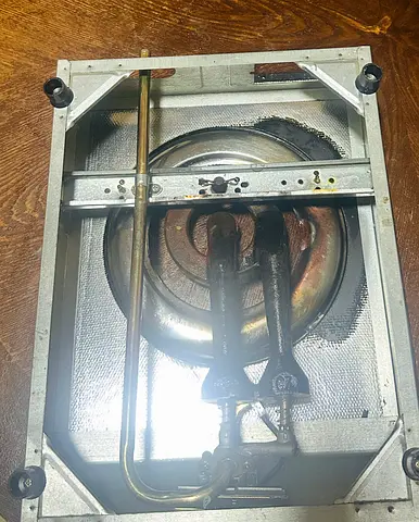 Gas Stove Burner Assembly (used) for Repair or Replacement