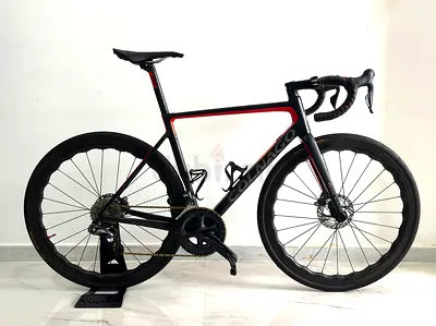 Colnago V3Rs Size 52s (Ultegra Di2 / Original Princeton 4540 / Assioma Duo)