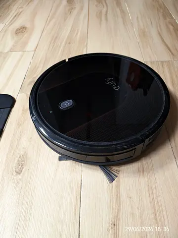 Eufy Robot Vacuum Cleaner - Compact Automatic Floor Cleaner (Good Working Condition)