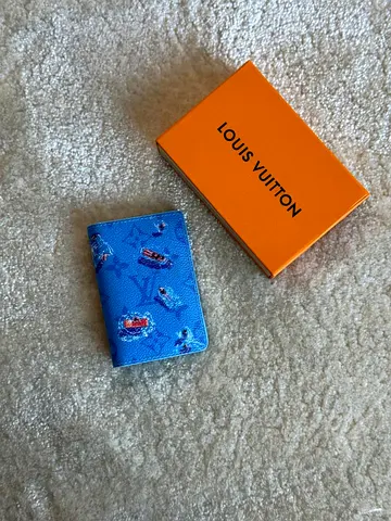LV card holder