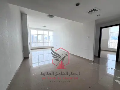 شقة 3 غرف وصالة للإيجار – الخان | الشارقة شقة مميزة بمساحات واسعة في منطقة الخان