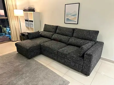 L-Shape Sofa with Storage
Comfortable L-shape sofa with a pull-out bed and storage compartment. Dar