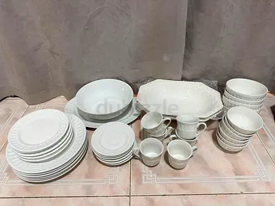 White Porcelain Dinnerware Set — Plates, Bowls, Cups (Good Condition)