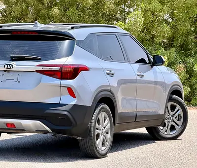 2021 KIA SELTOS thumbnail 14