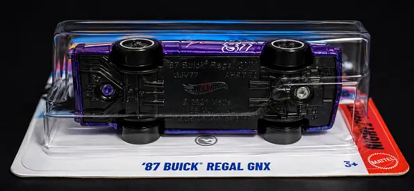 Hot Wheels '87 Buick Regal GNX (treasure hunt) diecast car - new on card