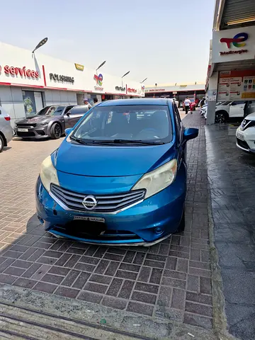 2015 Nissan VERSA 照片 3
