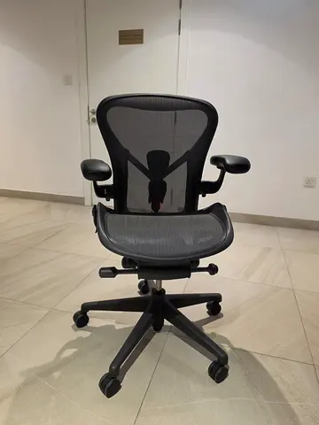 Remastered Herman Miller Chair Fully Options Excellent Condition