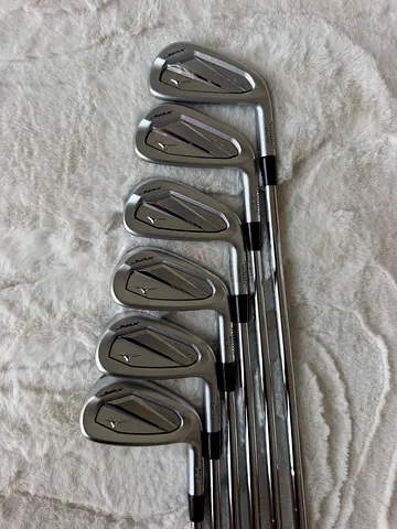 Mizuno JPX 925 Irons