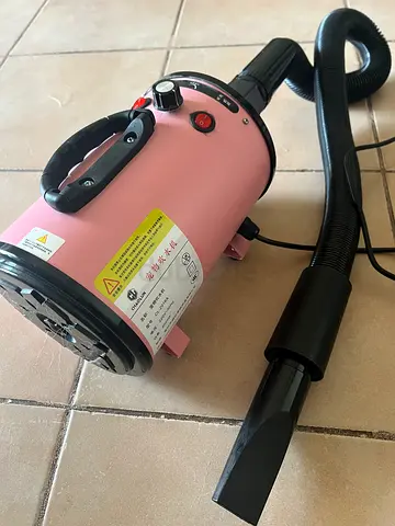 Portable Pink High-Power Vacuum / Pet Dryer with Hose