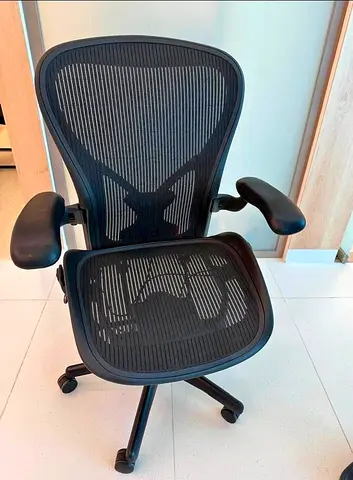 Herman Miller Aeron Office Chair Fully Options Excellent Condition