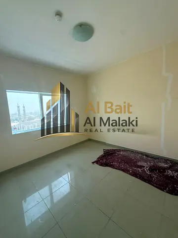 عرض لا يُفوّت في التعاون على مخرج دبي مباشرة | غرفتان وصالة للإيجار السنوي بـ46,000 درهم | شهر مجاني وجاكوزي مجاني | بدون رسوم إدارية | 4 أو 6 دفعات