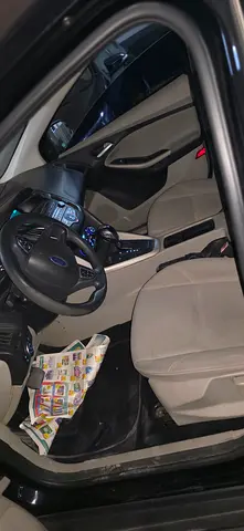 2015 FORD FOCUS 照片 11
