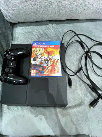 PS4, 1TB storage+Dragonball xenoverse games included