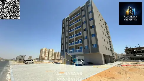 فرصة استثمارية: مبنى جديد كلياً متاح للإيجار بالكامل (الطابق الأرضي + 6 طوابق) في موقع ممتاز بالقرب من السوق الصيني