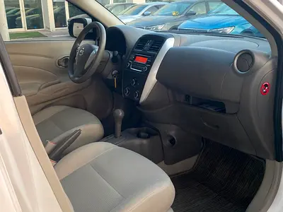 2023 Nissan SUNNY 照片 12
