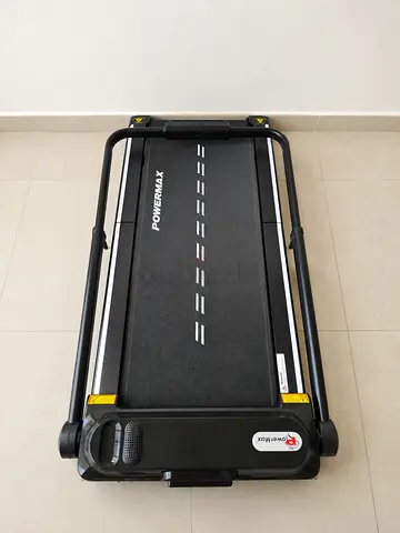 QUICK SALE FOLDABLE Powermax JOGPAD treadmill