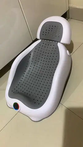 Foldable baby bath tub with headrest - gently used