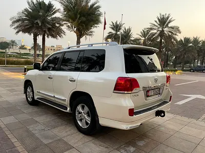 صورة 15 لـ 2014 Toyota LAND CRUISER