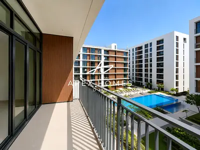 Vacant soon | Pool View | High Floor