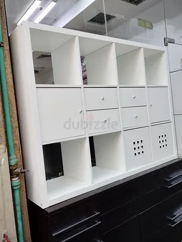 White Modular Storage Shelf Unit with Drawers and Cubes