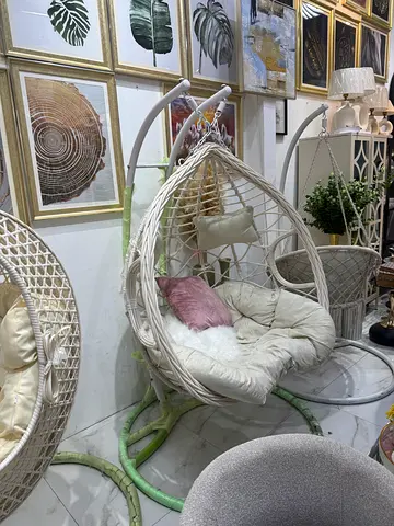 Cozy Hanging Egg Chair for Relaxation