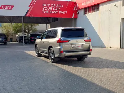 2019 Lexus LX-SERIES photo 8