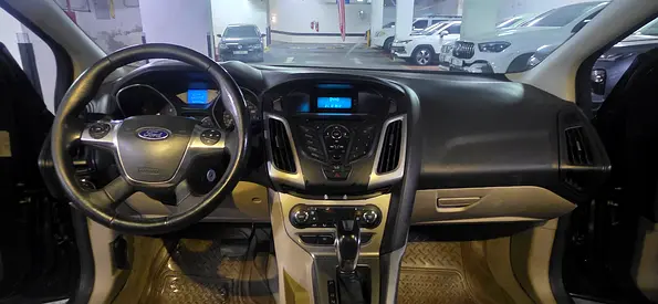 2013 FORD FOCUS 照片 16