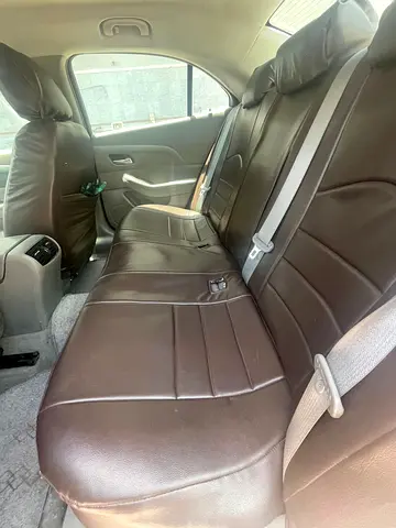 2013 Chevrolet MALIBU 照片 2