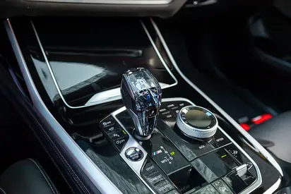2020 BMW X7 — миниатюра 20