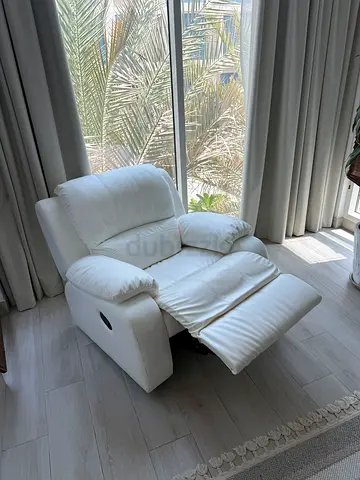 White Leather Recliner Armchair in  Good Condition