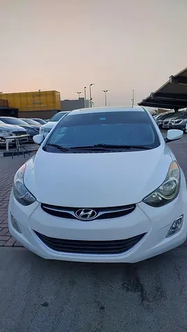 صورة 15 لـ 2012 Hyundai ELANTRA