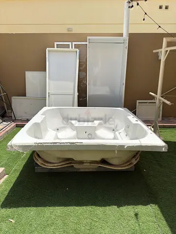 Jacuzzi for sale
