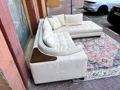 Excellent condition natuzzai Italian lshape sofa feather filled