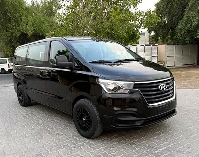 Hyundai H1 GLS 2019 12 Seater  gccSpecs