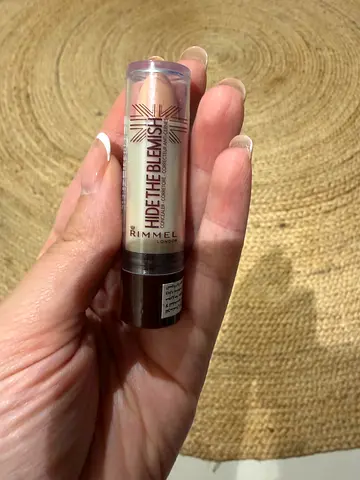 New concealer Rimmel natural beige04