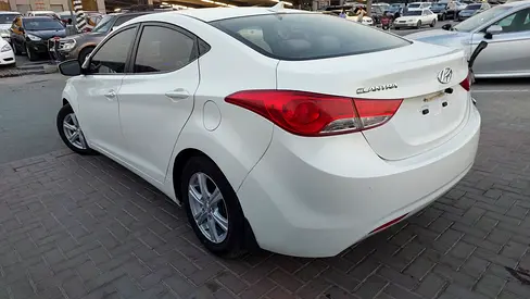 صورة 9 لـ 2012 Hyundai ELANTRA