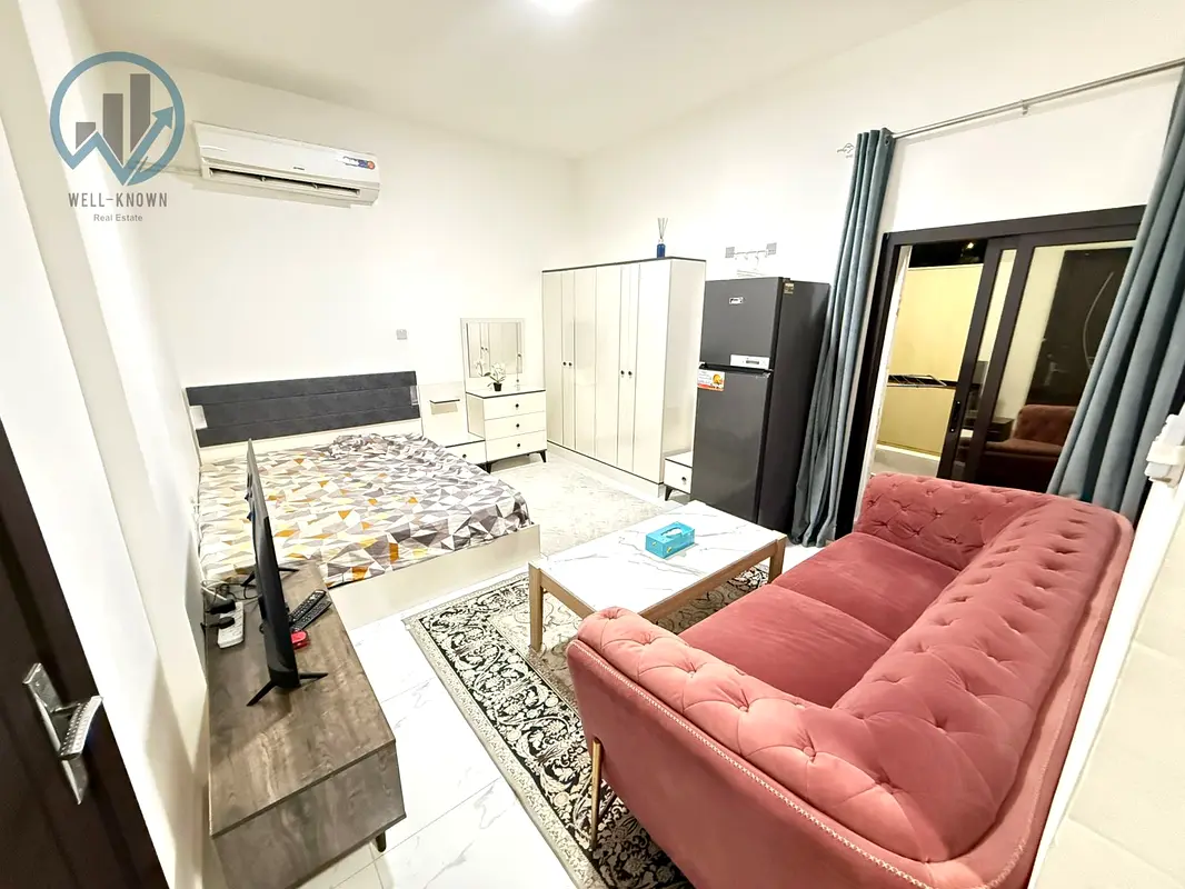 3500/- MONTHLY | LUXURY FURNISHED | NEAR MALL IN KCA