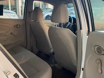 2023 Nissan SUNNY 照片 15
