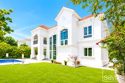Upgraded | Spacious | Large Plot | Lake View