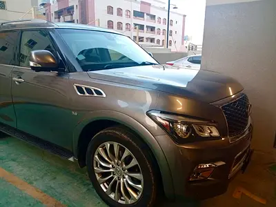 2017 Infiniti QX80 — фото 9