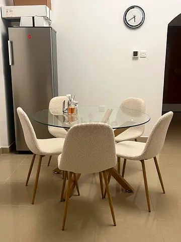 Round Glass Dining Table
