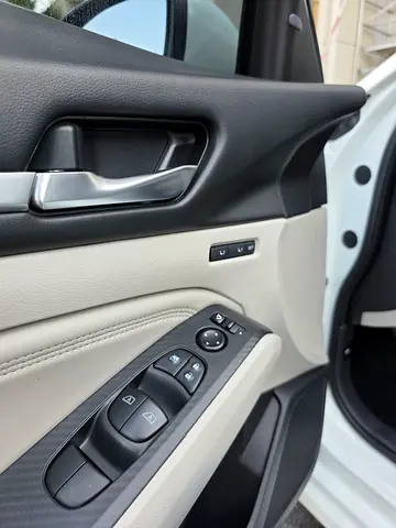 صورة 9 لـ 2020 Nissan ALTIMA