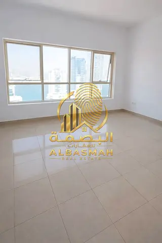 للبيع شقة في المجاز 1 – الشارقة 📐 1,100 قدم² | موقف سيارة | مؤجرة حاليًا فرصة مميزة لامتلاك شقة في المجاز 1 – الشارقة، مناسبة للسكن أو الاستثمار، مع دخل إيجاري قائم