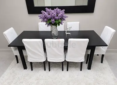 IKEA Extendable dining table +8 chairs like new
