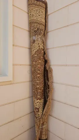 Traditional Brown Beige Roll-Up Rug / Carpet
