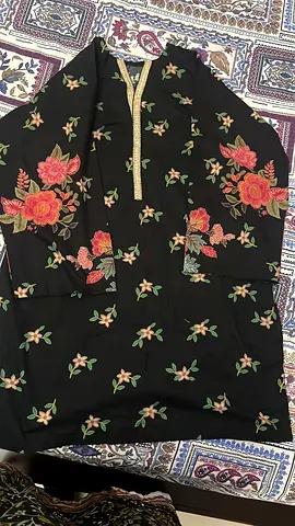 Black embroidered long kurta / tunic with floral design - size likely M