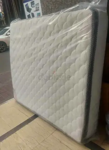 Queen size 160x200cm pillow top mattress. Same day delivery available